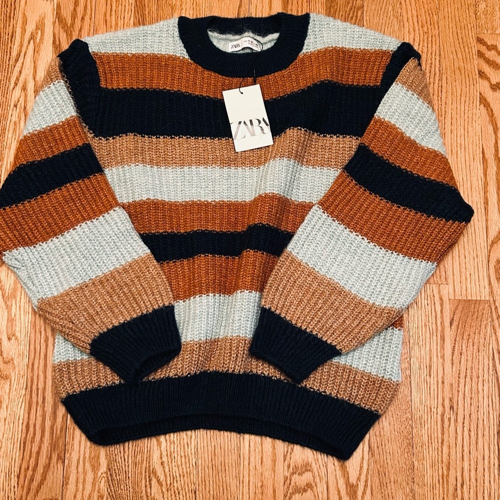 Zara Sweater - Picture 4 of 7